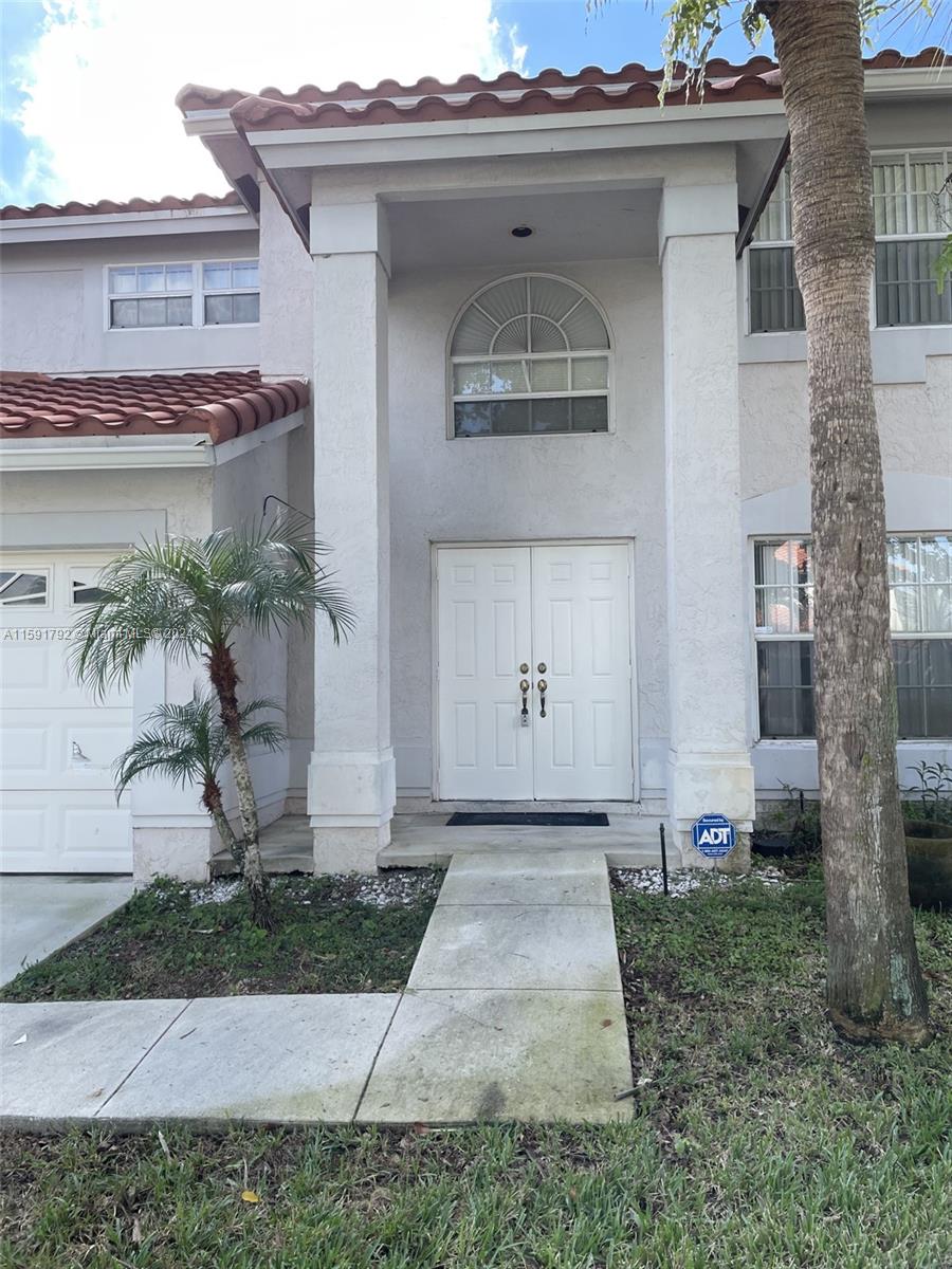 Property for Sale at 10664 Oak Lake Way Way, Boca Raton, Broward County, Florida - Bedrooms: 4 
Bathrooms: 3  - $653,429