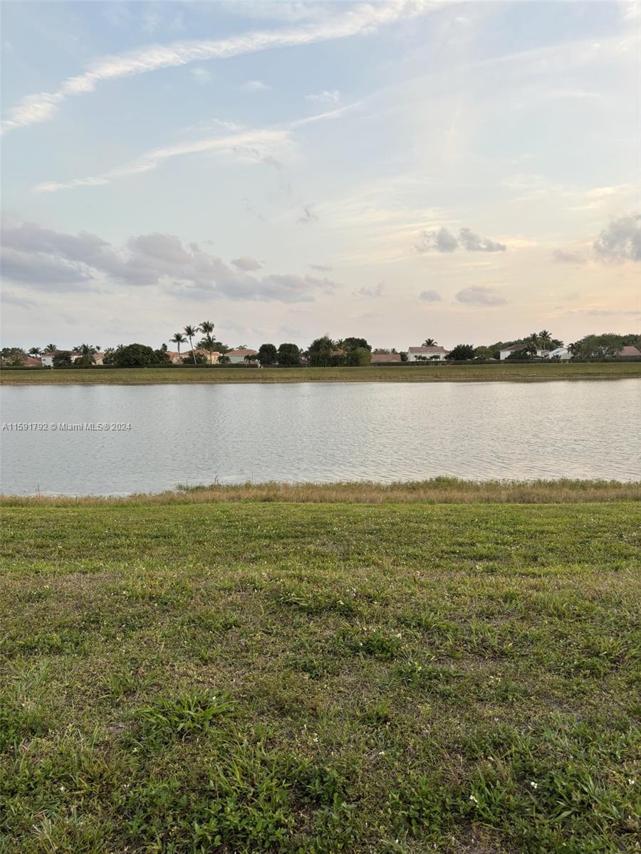 BOCA CHASE TR 4 - Residential