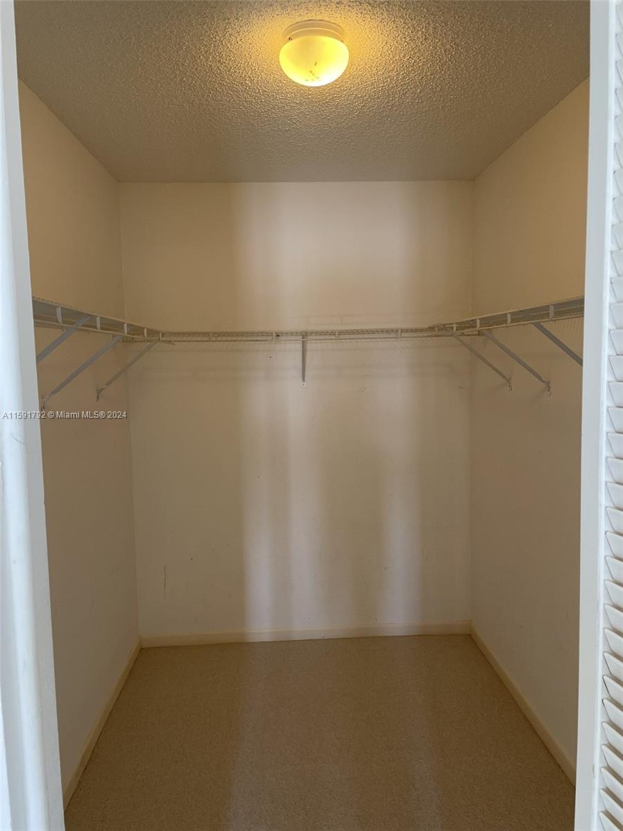 BOCA CHASE TR 4 - Residential