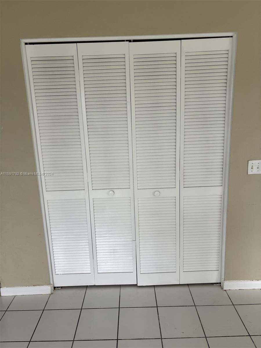 BOCA CHASE TR 4 - Residential