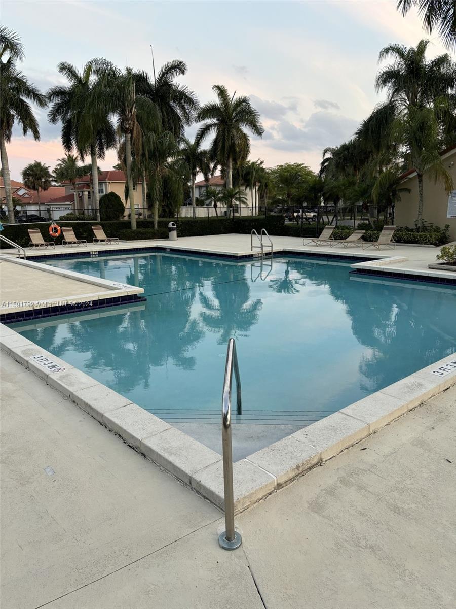 BOCA CHASE TR 4 - Residential