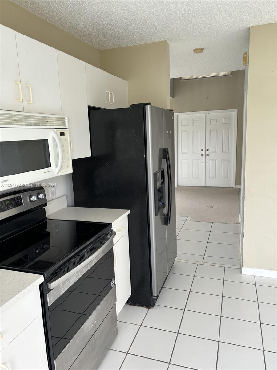 BOCA CHASE TR 4 - Residential