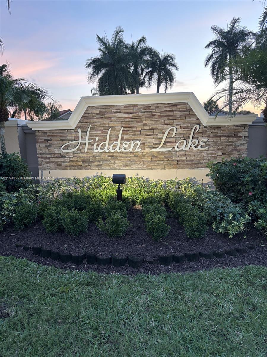 BOCA CHASE TR 4 - Residential