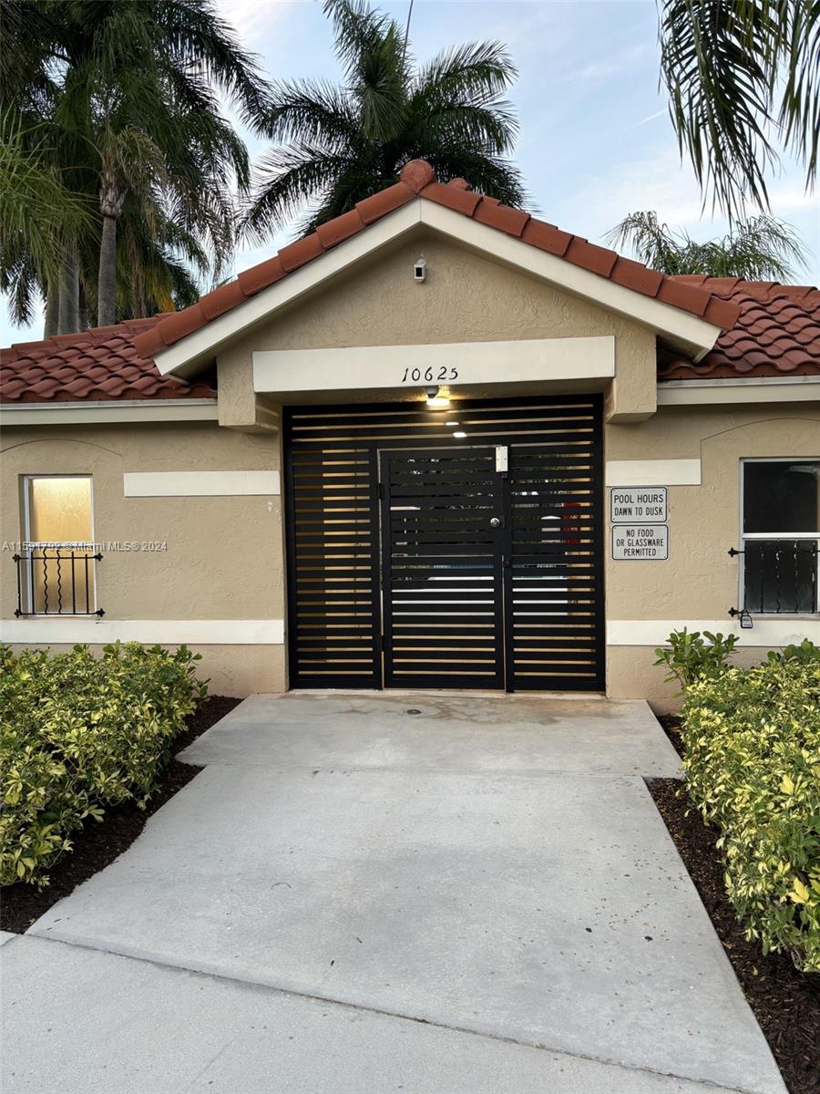 BOCA CHASE TR 4 - Residential