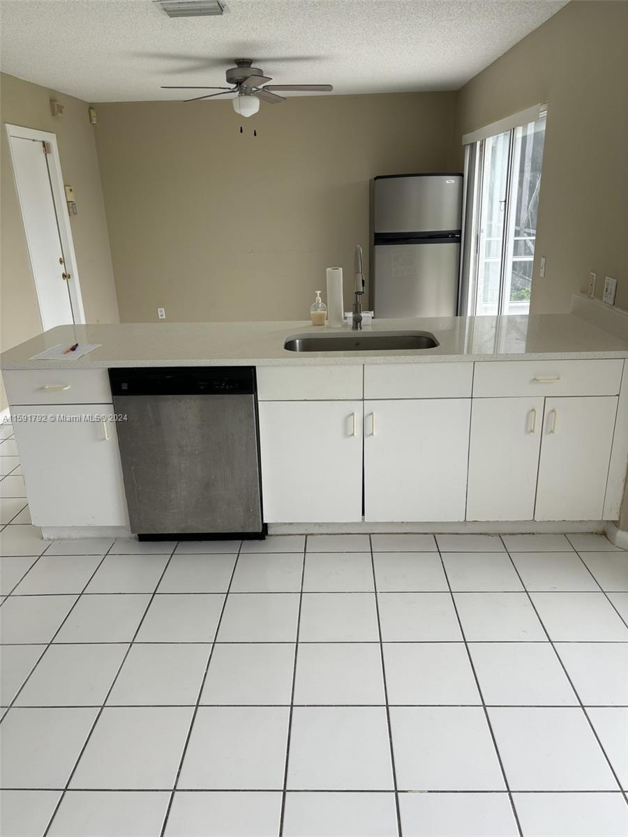 BOCA CHASE TR 4 - Residential