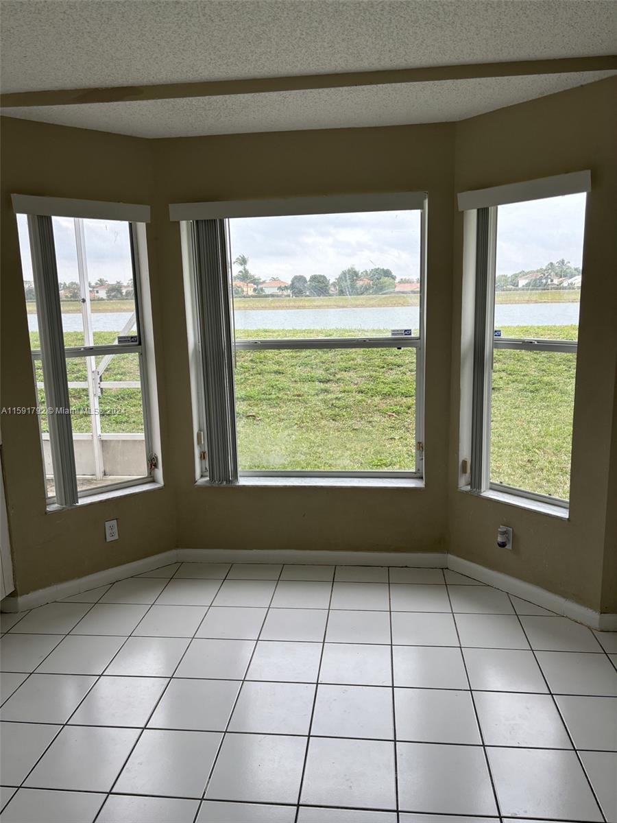 BOCA CHASE TR 4 - Residential