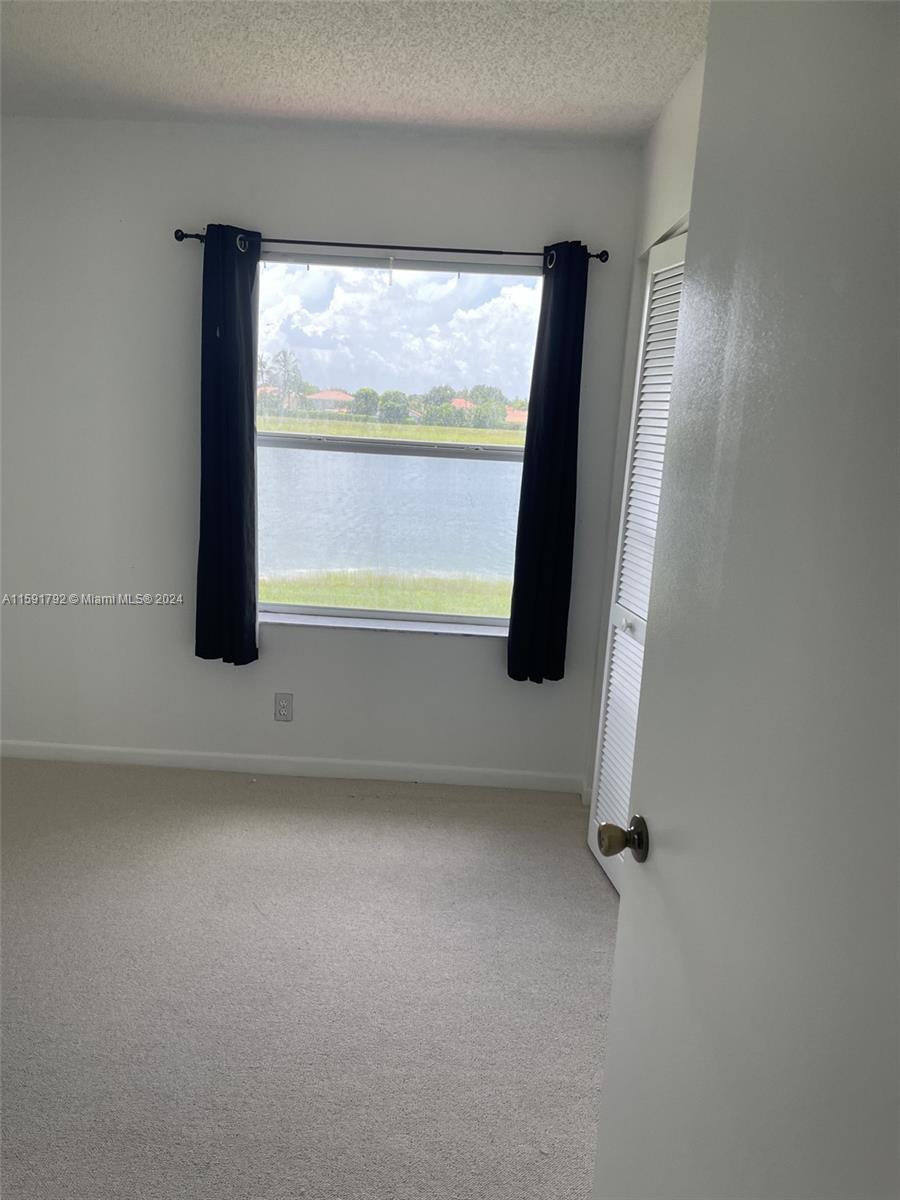 BOCA CHASE TR 4 - Residential