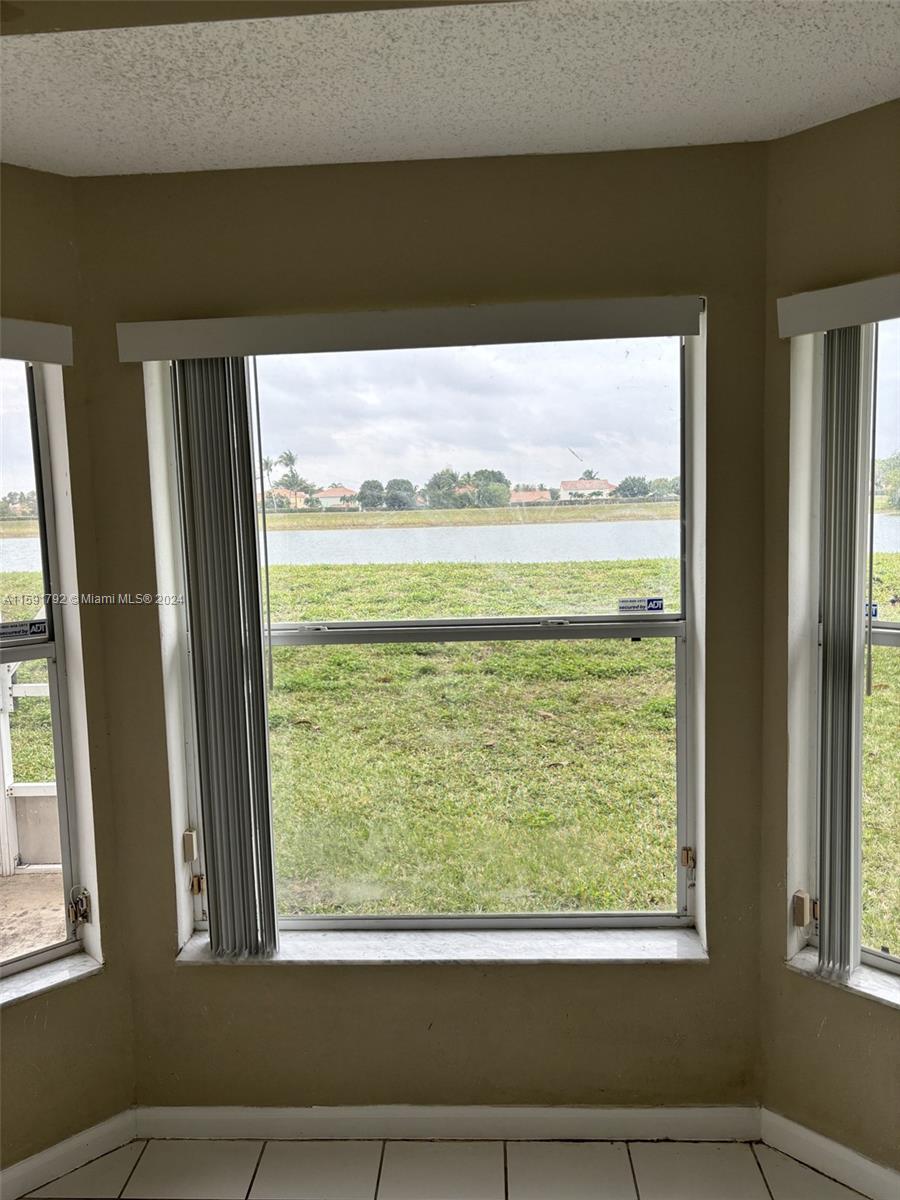 BOCA CHASE TR 4 - Residential