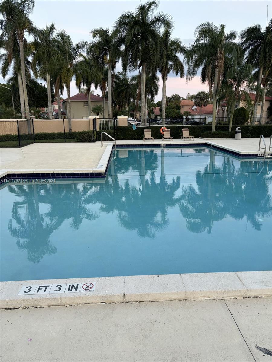 BOCA CHASE TR 4 - Residential