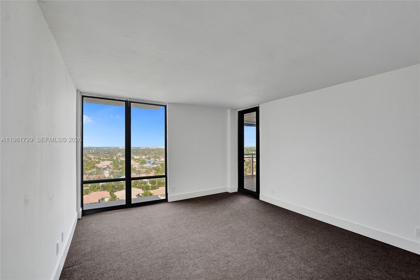 ALLINGTON TOWERS CONDO - Residential
