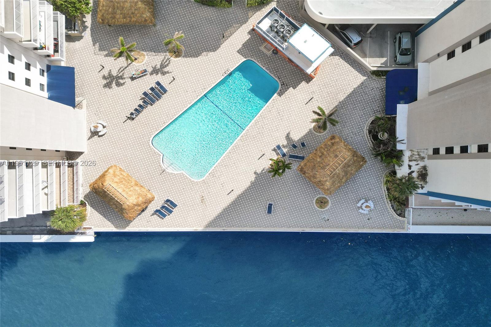 ALLINGTON TOWERS CONDO - Residential