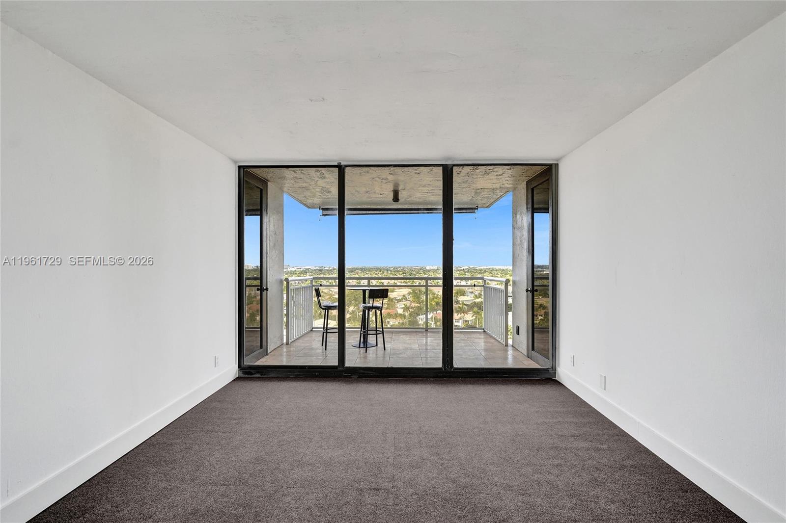 ALLINGTON TOWERS CONDO - Residential