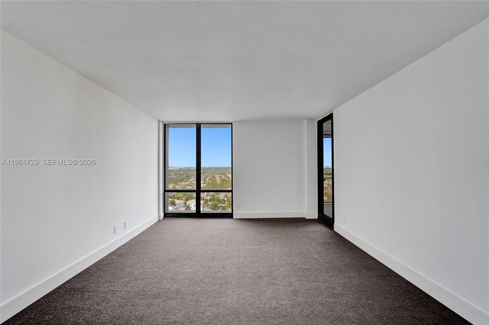 ALLINGTON TOWERS CONDO - Residential