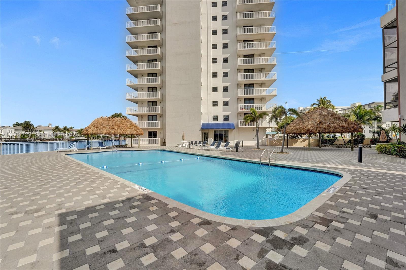 ALLINGTON TOWERS CONDO - Residential