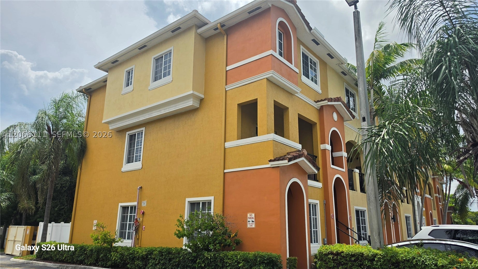141 NW 2nd Ave 2
