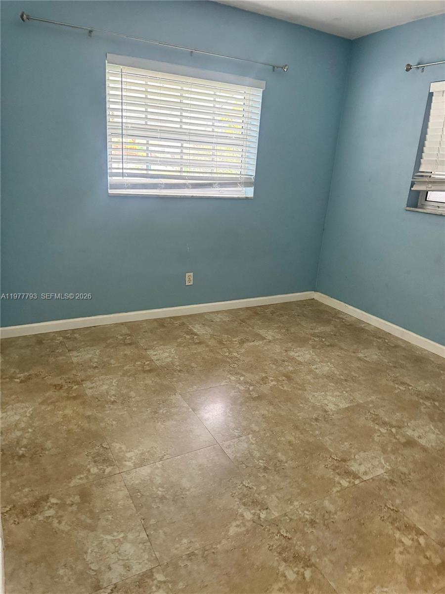 OAKLAND ESTATES 4TH SEC - Residential