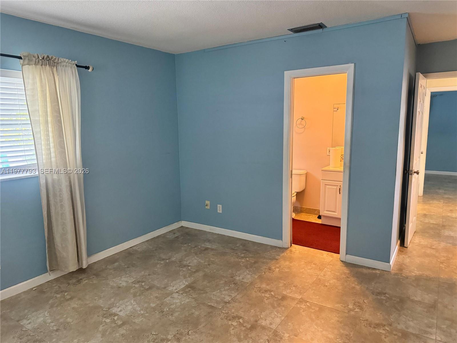 OAKLAND ESTATES 4TH SEC - Residential