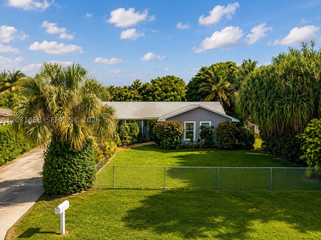 Photo of 4806 Orlando Ave, West Palm Beach, FL 33417 (MLS # A12071858)