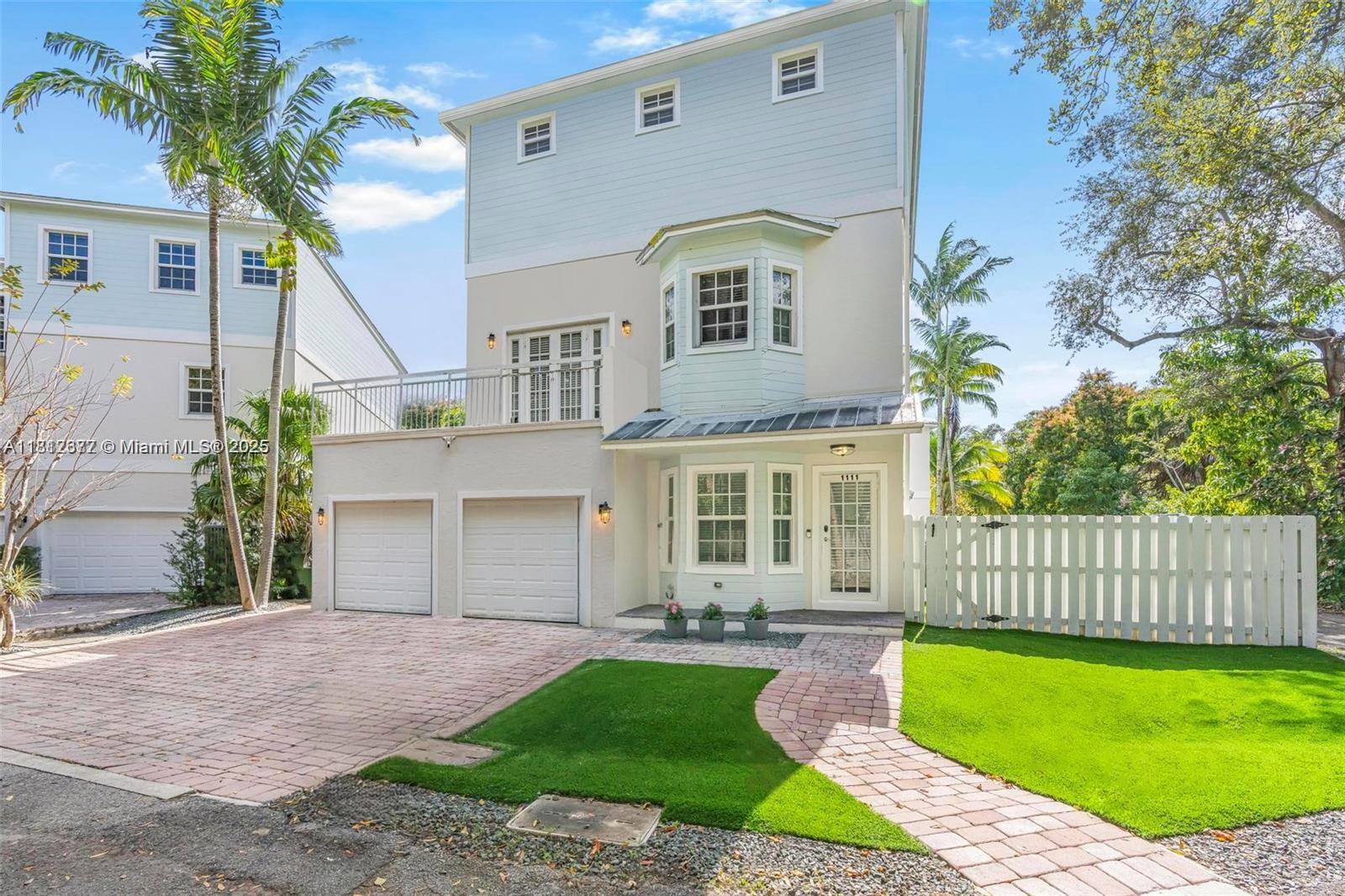 1111 Waverly Rd 1111, Fort Lauderdale, Broward County, Florida - 4 Bedrooms  
3 Bathrooms - 