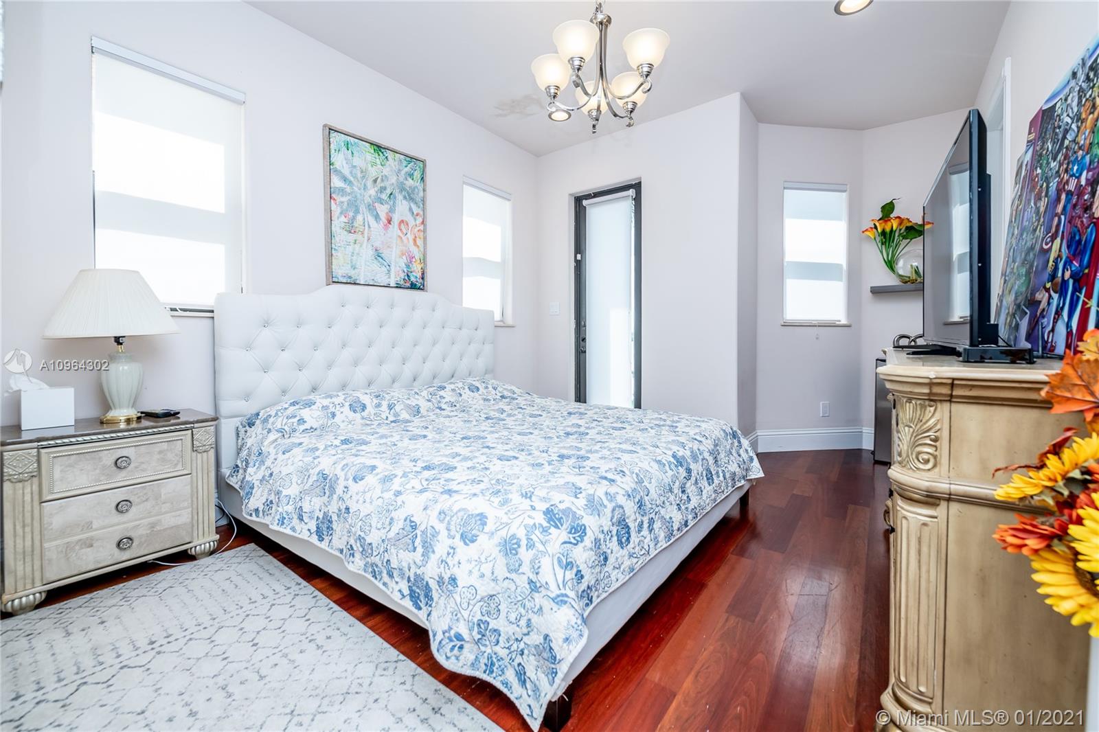 EASTERN SHORES 1ST ADDN - Residential