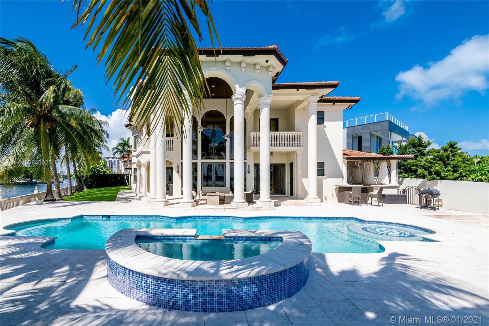 EASTERN SHORES 1ST ADDN - Residential