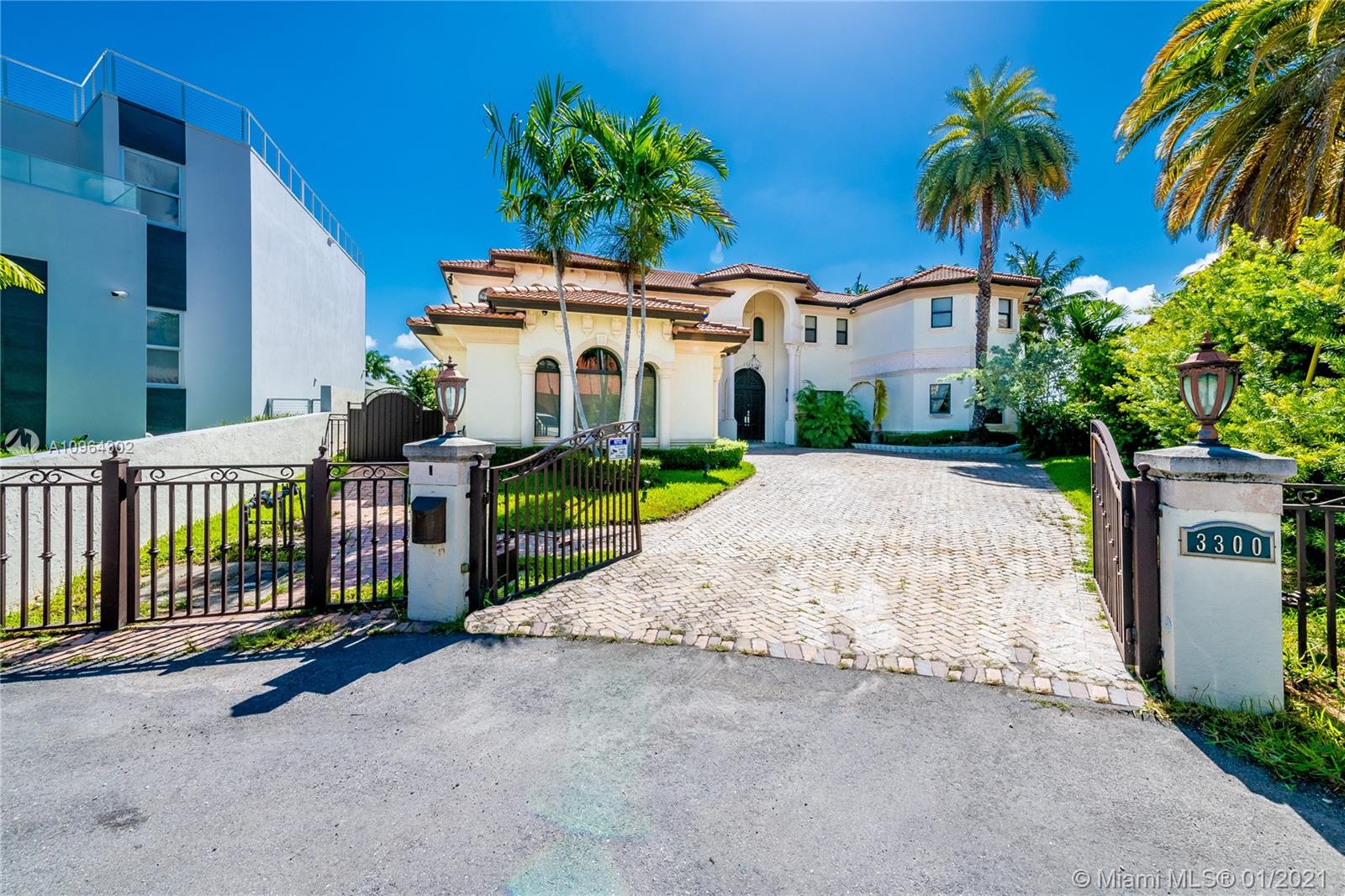 EASTERN SHORES 1ST ADDN - Residential