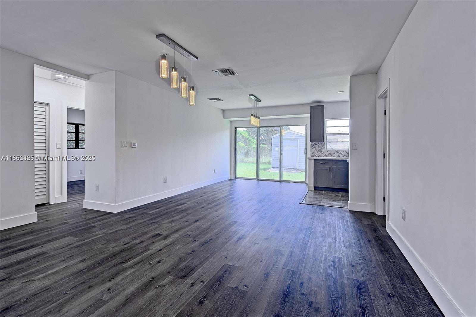 MELROSE PARK SEC 6 GREEN - Residential