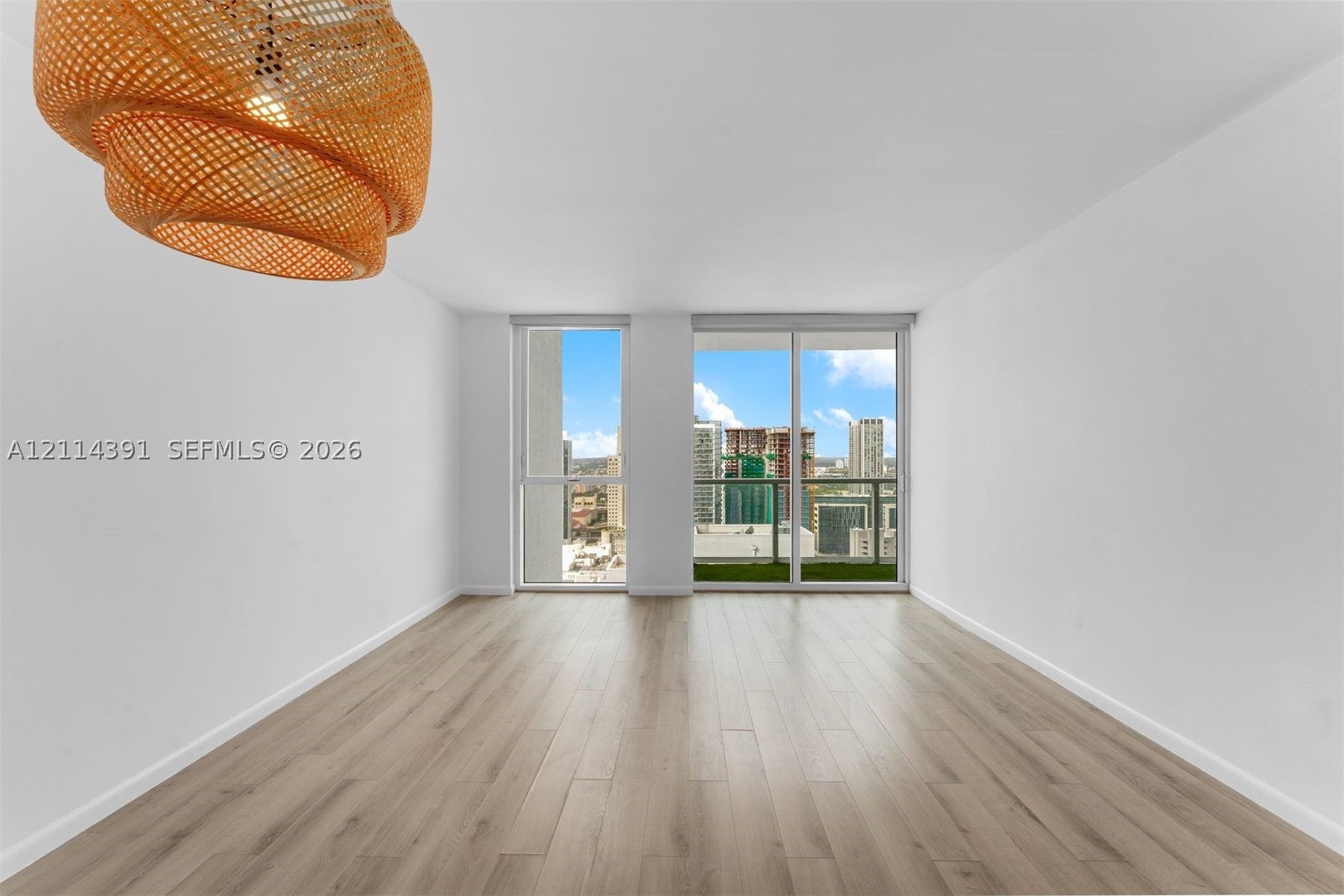 253 NE 2nd St 3706