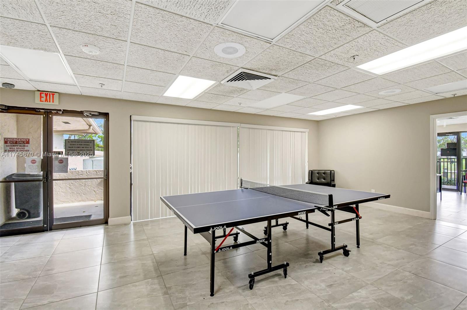 SUNRISE LAKES 210 CONDO - Residential