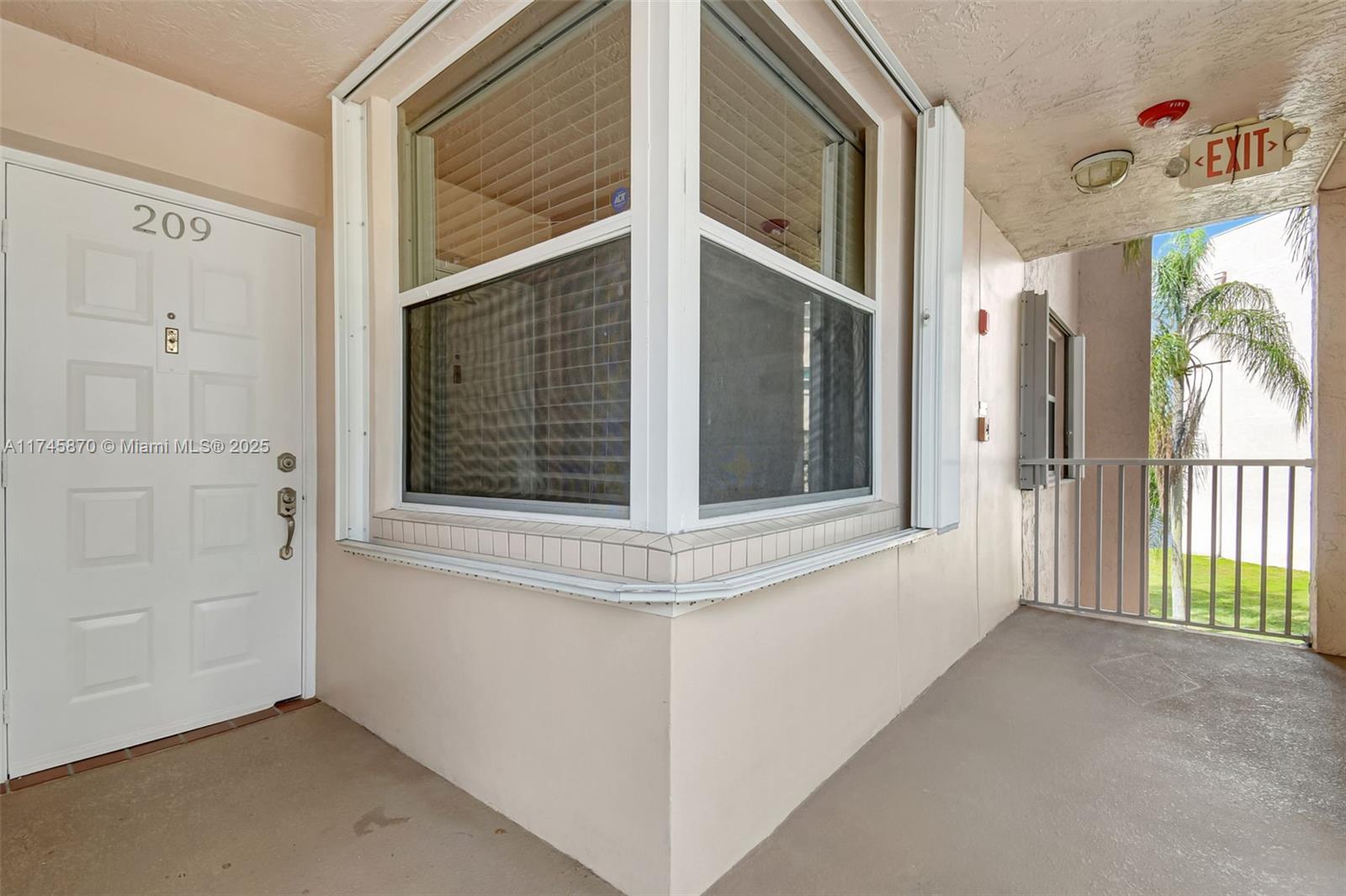 SUNRISE LAKES 210 CONDO - Residential