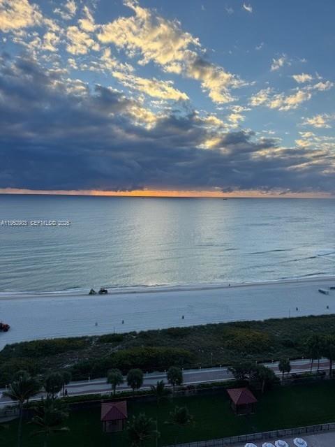 CLUB ATLANTIS CONDO - Residential