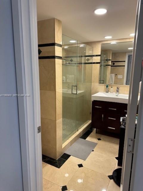 CLUB ATLANTIS CONDO - Residential