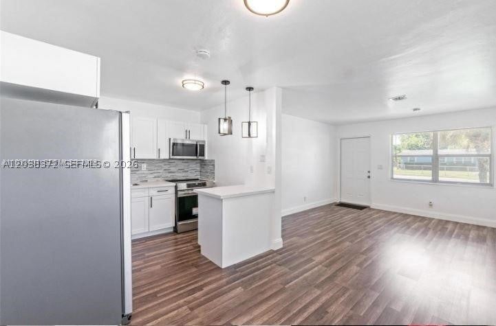 1040 NW 23rd Ter