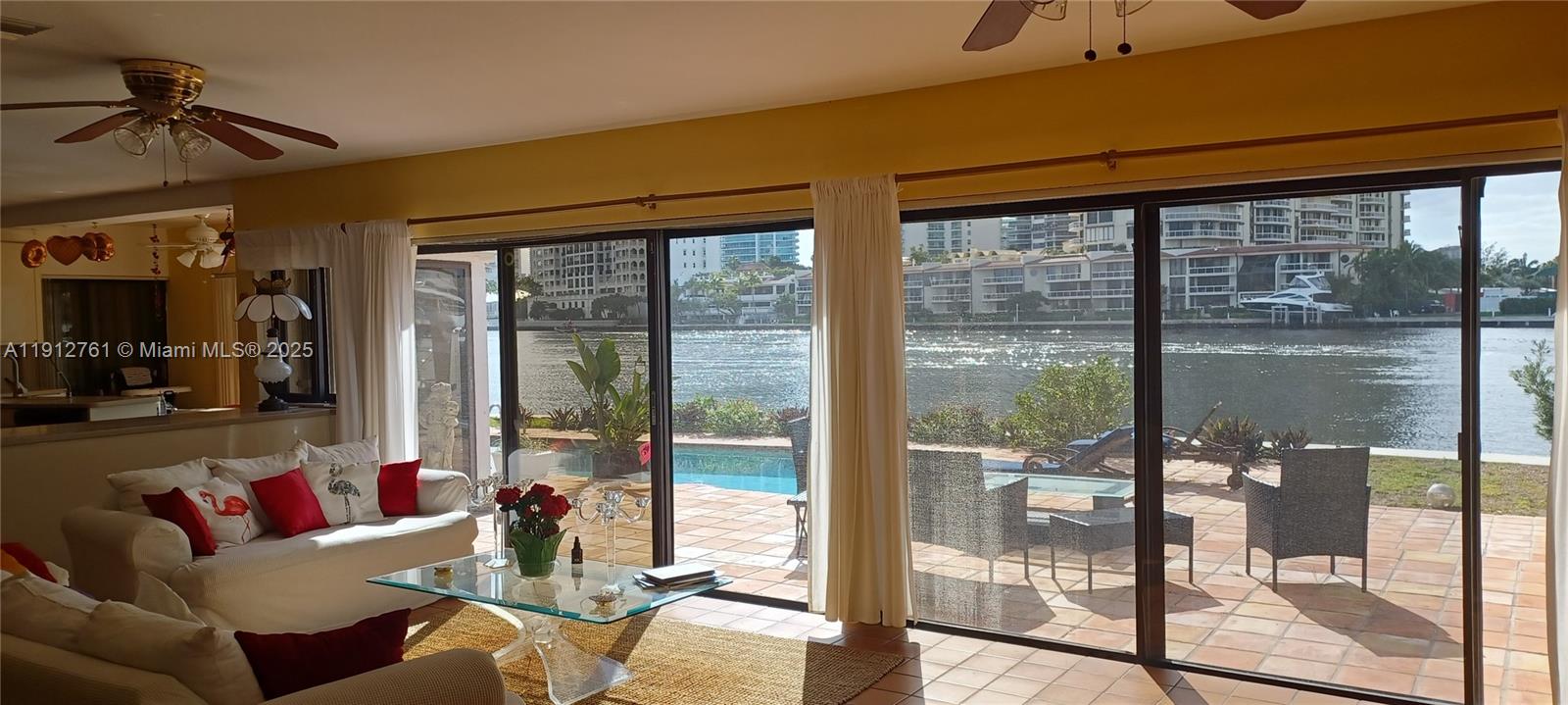 GOLDEN BEACH SEC E - Residential