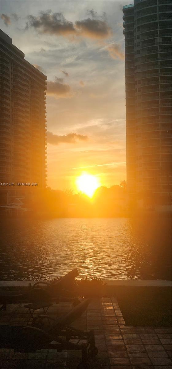 GOLDEN BEACH SEC E - Residential