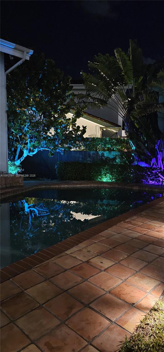 GOLDEN BEACH SEC E - Residential