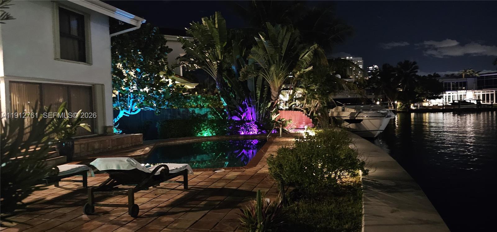 GOLDEN BEACH SEC E - Residential