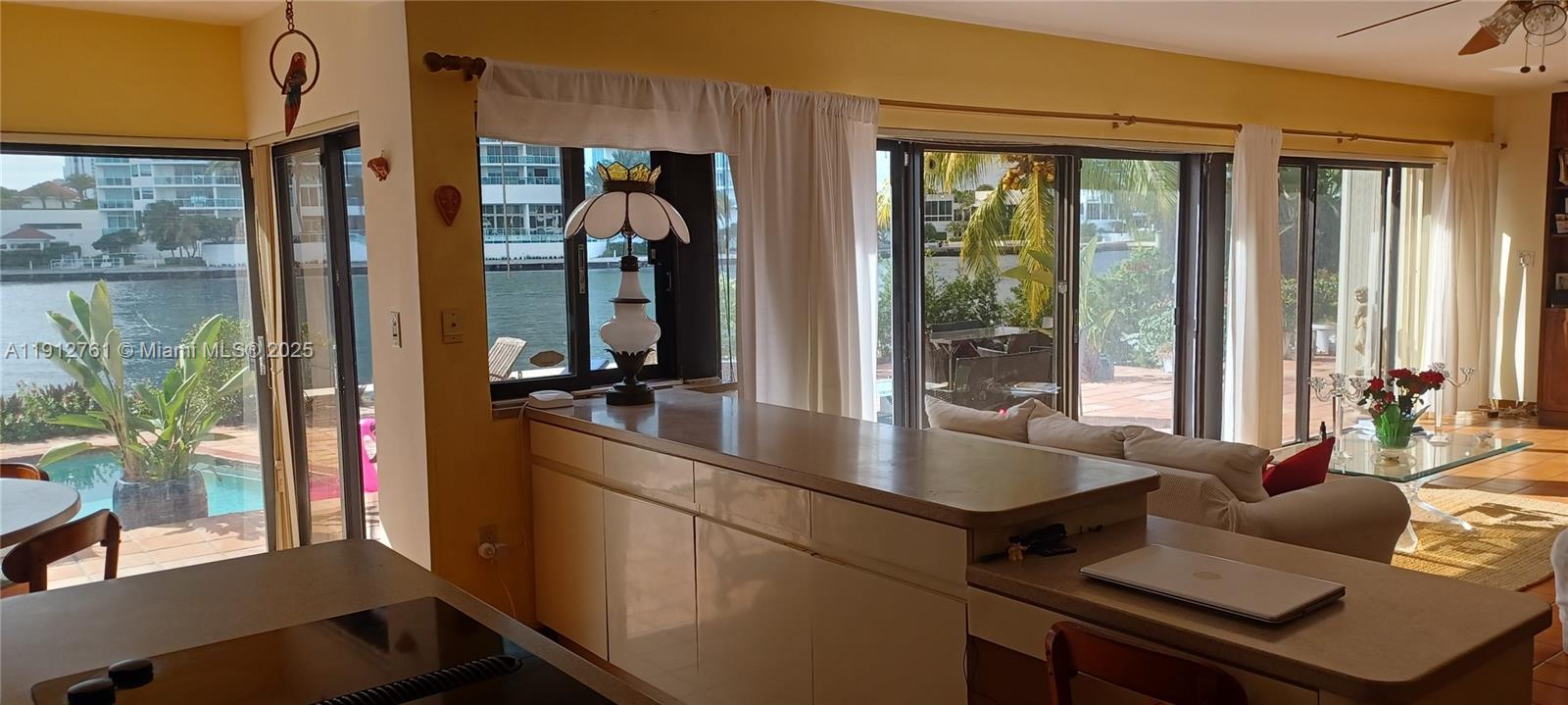 GOLDEN BEACH SEC E - Residential