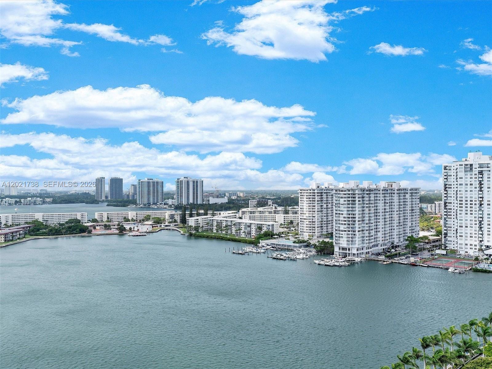ADMIRALS PORT CONDO WEST - Residential