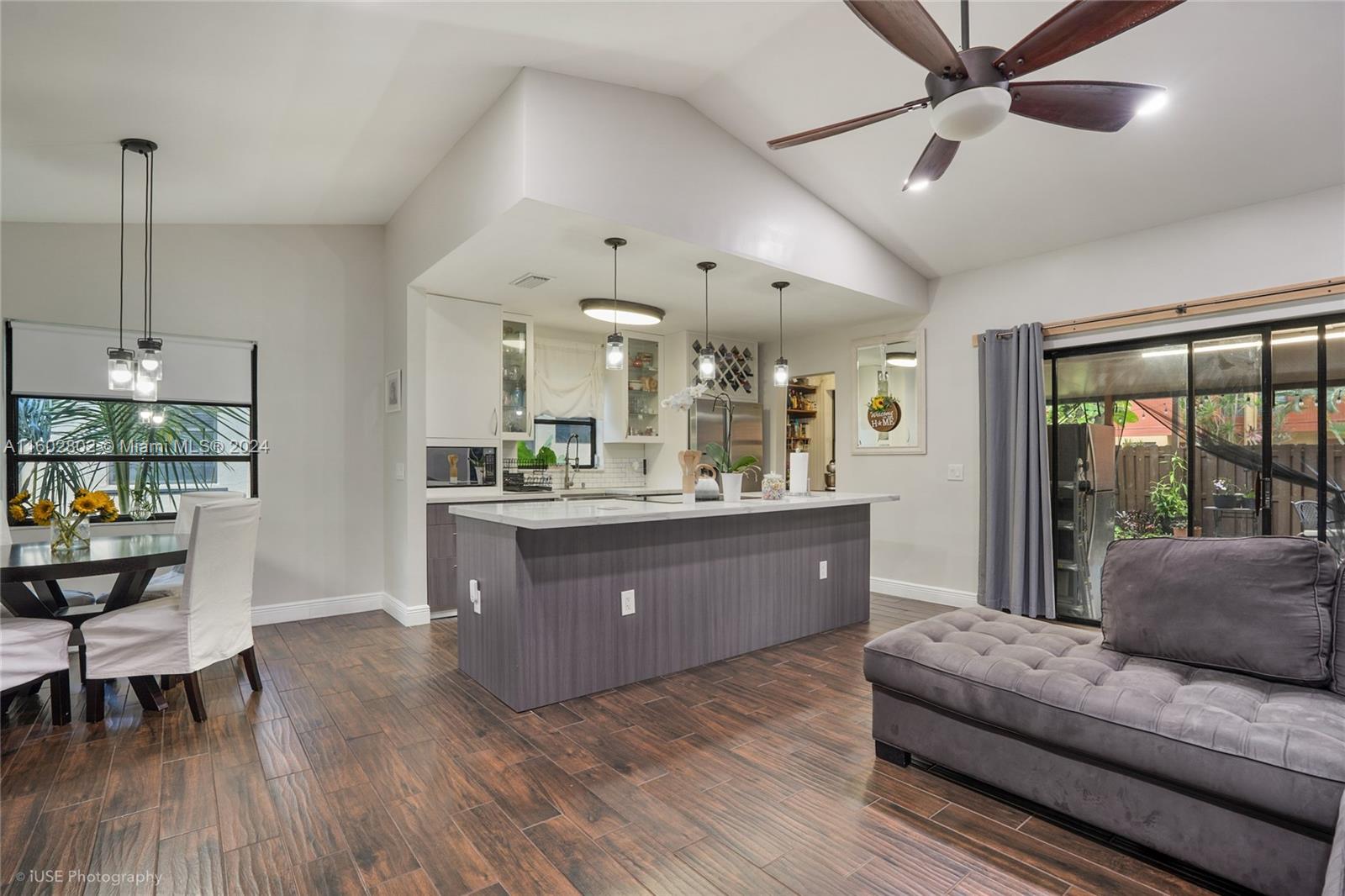 EVERGLADES SUGAR & LAND C - Residential
