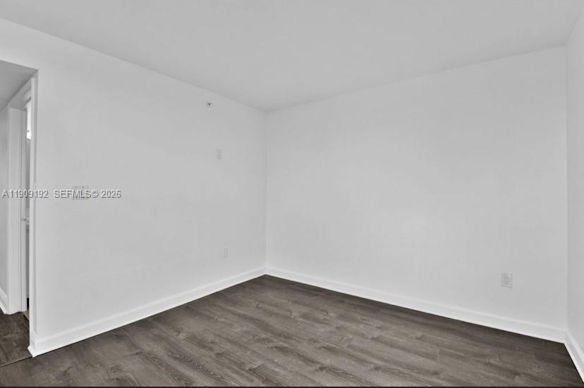 WEST BAY PLAZA CONDO - Residential