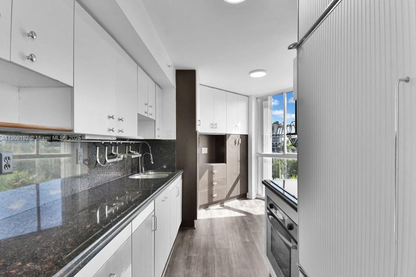 WEST BAY PLAZA CONDO - Residential