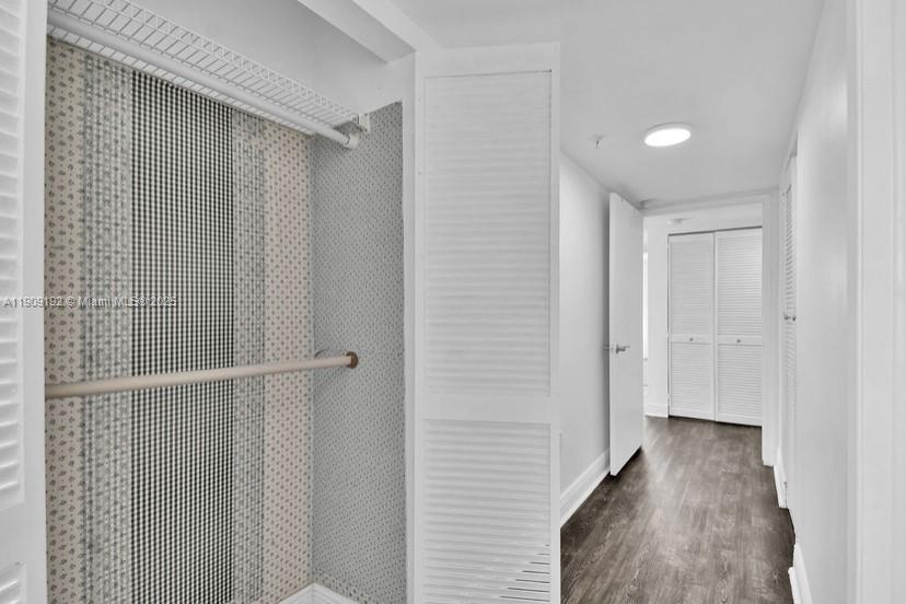 WEST BAY PLAZA CONDO - Residential