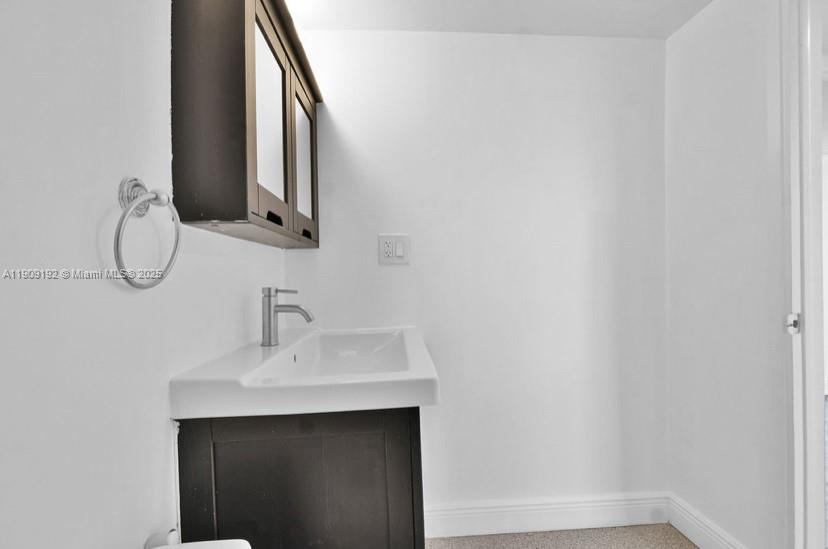 WEST BAY PLAZA CONDO - Residential