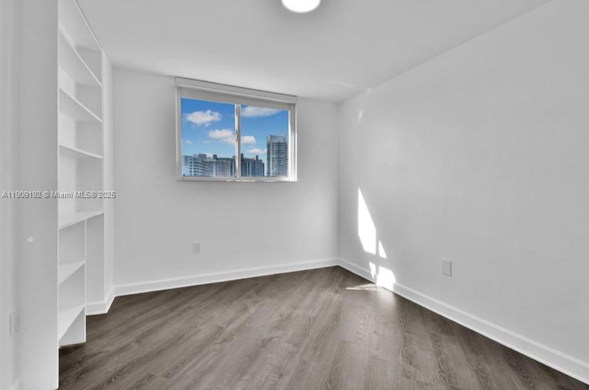 WEST BAY PLAZA CONDO - Residential