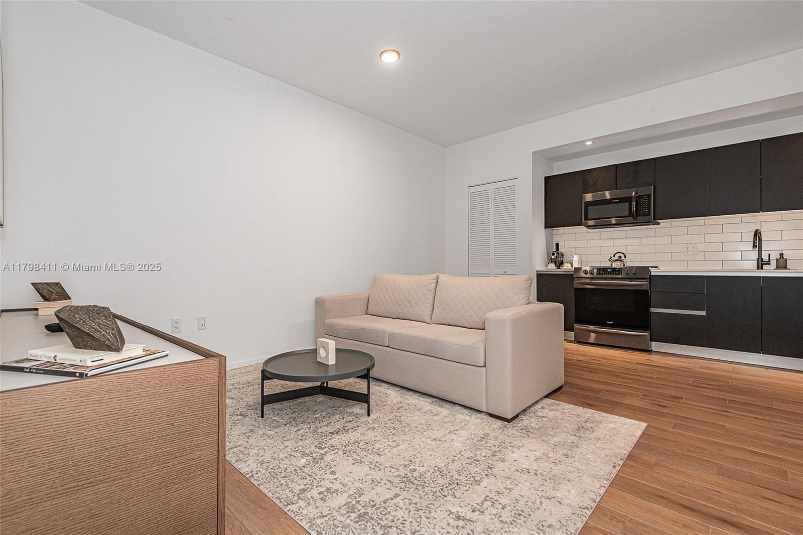 MAP OF MIAMI DADE CO. FL. - Residential