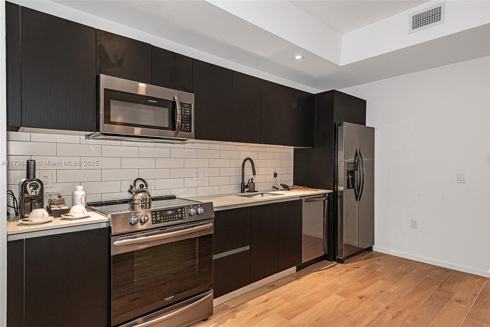 MAP OF MIAMI DADE CO. FL. - Residential