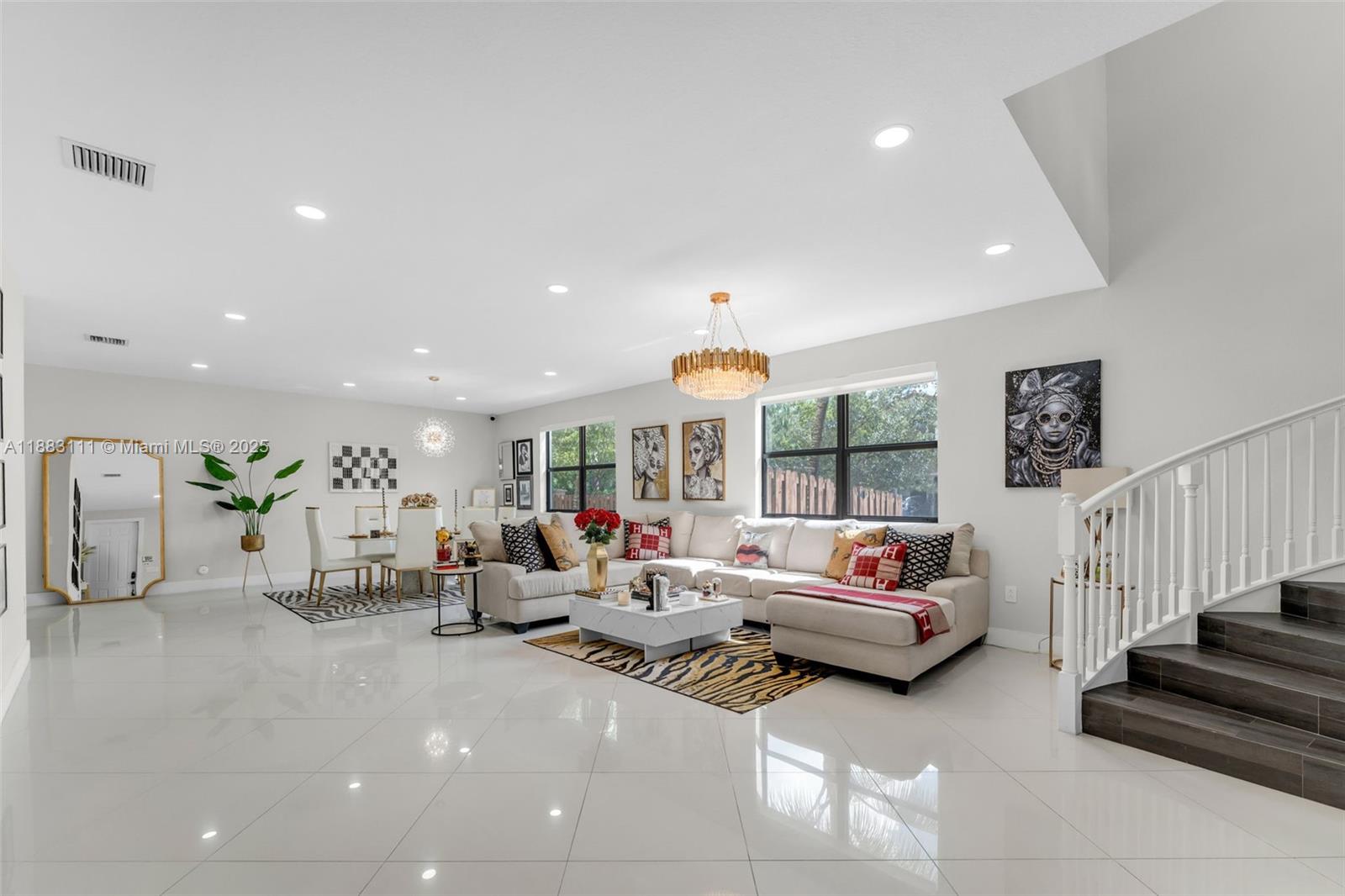 DORAL BREEZE - Residential Lease