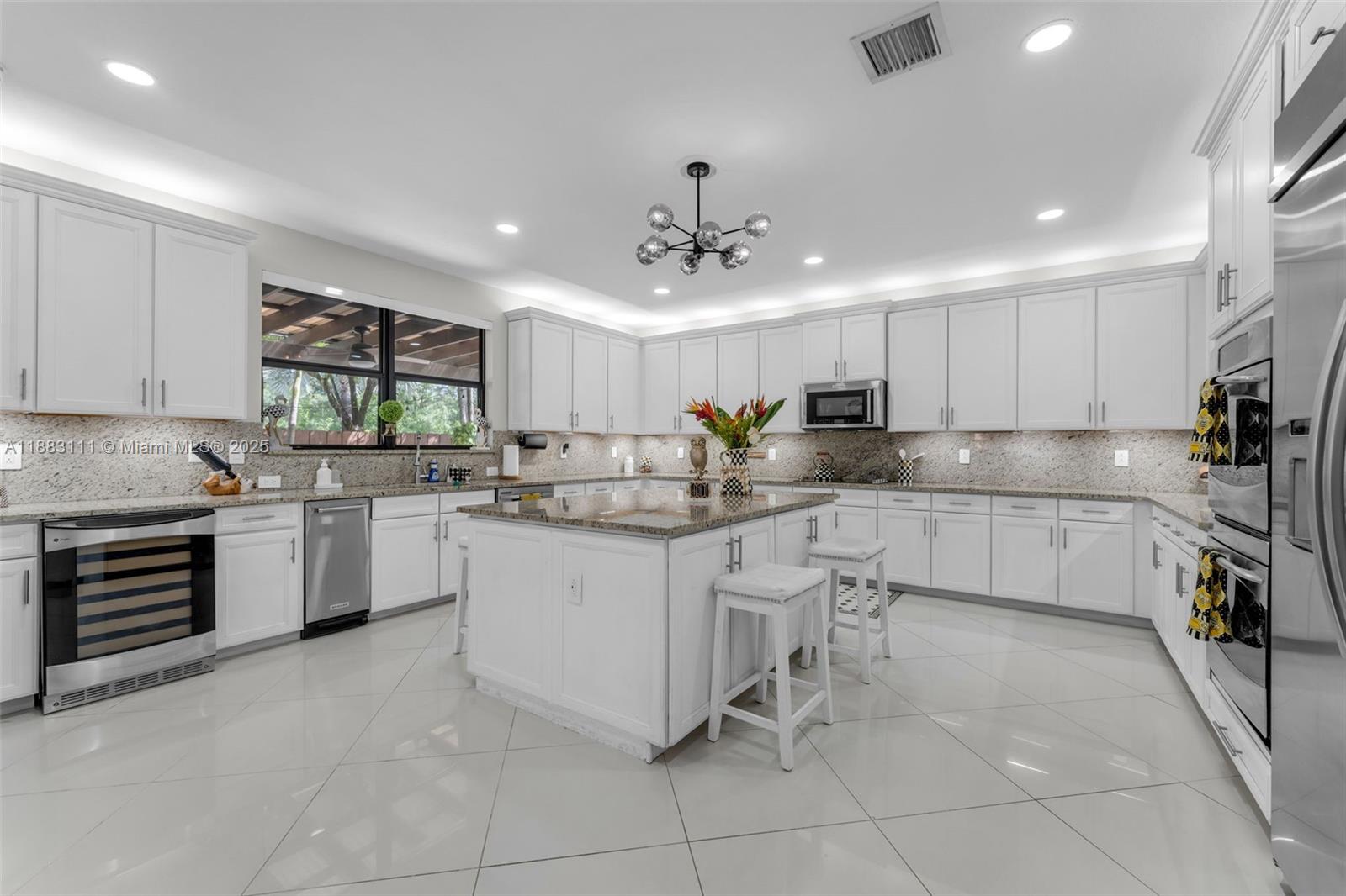 DORAL BREEZE - Residential Lease