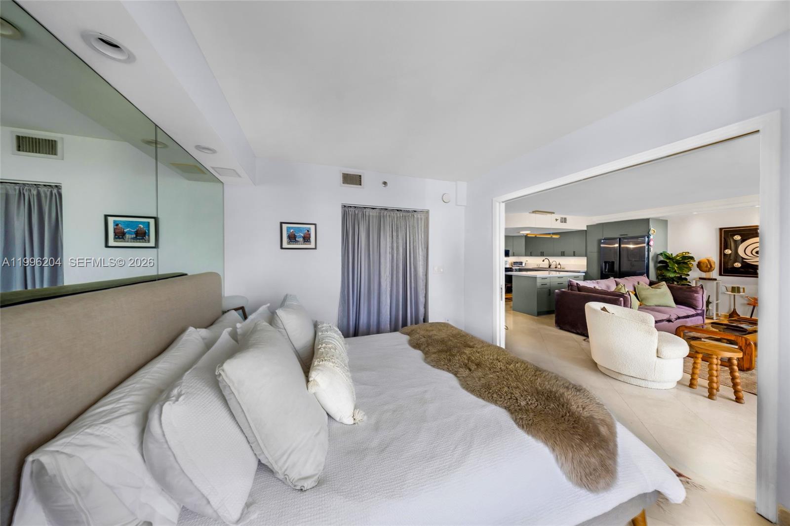 BAYVIEW PLAZA CONDO - Residential